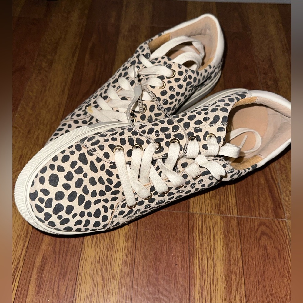 JACK ROGERS